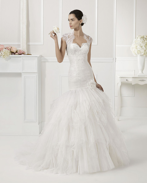 FIRMEZA Vestido de Alma Novia 2016
