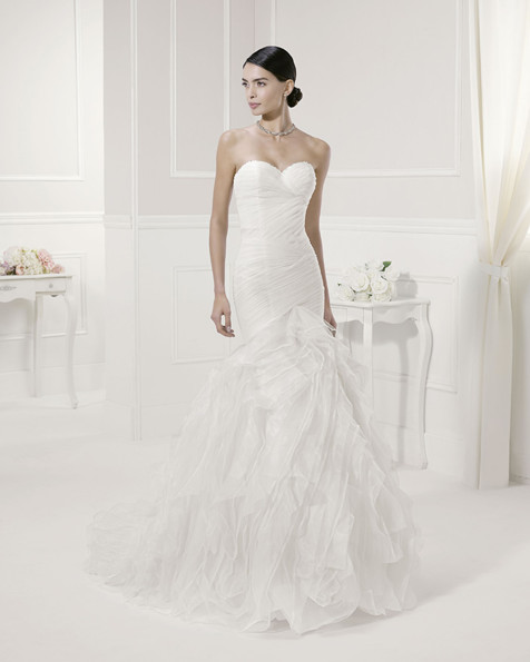 FLAMANTE Vestido de Alma Novia 2016