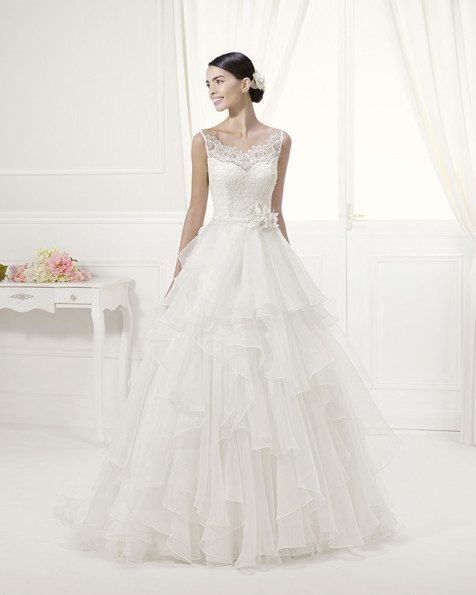FLOR Vestido de Alma Novia 2016