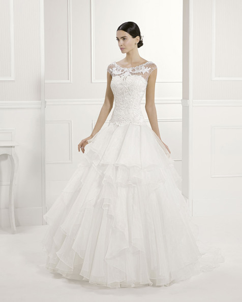 FLORA Vestido de Alma Novia 2016