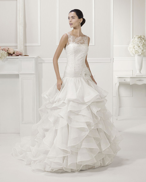 FLORAL Vestido de Alma Novia 2016