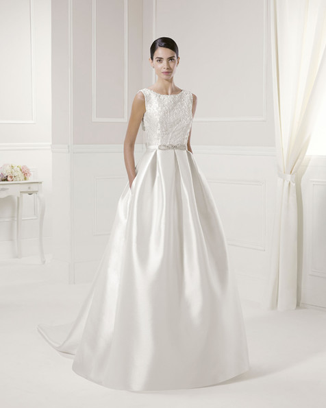 FORMOSA Vestido de Alma Novia 2016