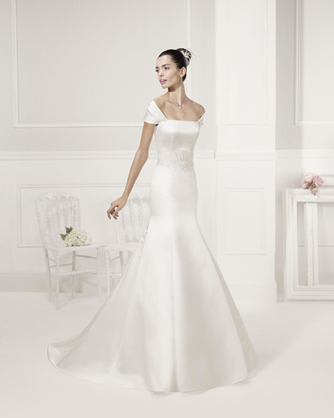 FUERO Vestido de Alma Novia 2016
